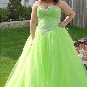 Mori Lee Vibrant Green Strapless Prom Dress